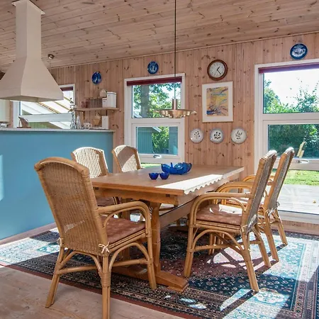 4 Star In Tatil Evi